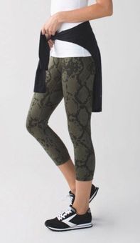 Lululemon Wunder Under Crop III *Full 