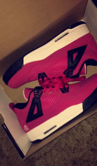 Valentine 4s jordans sale