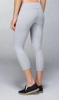 Lululemon Wunder Under Space Dye Pin Striped Gray Crop Capri Leggings 10  NEW - $35 - From Carey