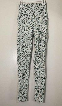 Echt Womens Size XS Grey pattern leggings