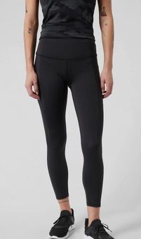 Fabletics Trinity High-Waisted Pocket 7/8