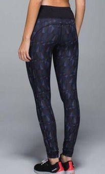 Lululemon Speed Tight II Blue Floral Luxtreme Leggings 5 Pockets Sz 6 Pants