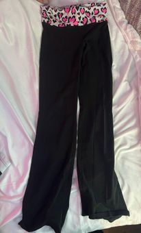 Victoria's Secret PINK Flare Yoga Pants - $14 (44% Off Retail) - From Jenna