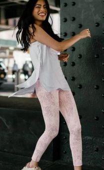 Zyia Active Pink Etching Light N Tight Hi-Rise 7/8 Leggings