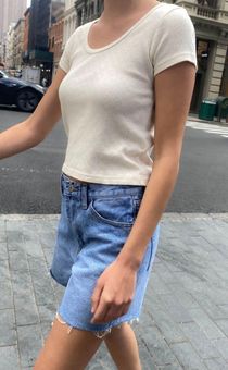 Ashlyn Top from Brandy Melville on 21 Buttons