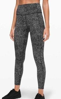 Lululemon Fast and Free Tight II 25 *Non-Reflective Nulux in Polar Shift  Ice Size 4 - $54 - From Emily