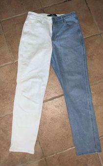 Hollister Mom Jeans Size 27 - $10 (83% Off Retail) - From Gracie