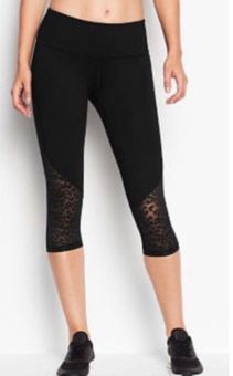 Victoria's Secret Sport Knockout Black Leopard Mesh Capri Leggings