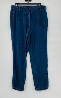 Mid-Rise Straight-Leg Jogger Pant