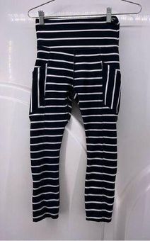 Marika Sport Marika small striped black and white leggings b31