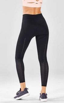 Fabletics Leggings Womens Medium SculptKnit 7/8 Black Athleisure Activewear  Gym - $29 - From Sigi