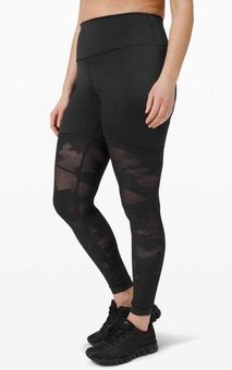 Lululemon Sheer Will High-Rise Tight 28 Camo in Size 4 - $36