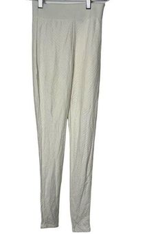 Uniqlo Heat Tech Extra Warm Leggings Cream White High Waist Knit Pull On  Winter - $23 - From Twisted