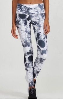 Noli Yoga Black White Tie Dye High Rise Legging Size XS - $26 - From Allyson