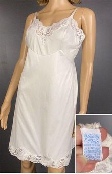 Vanity Fair Vintage Full Slip Size 36 S Short Antron III Nylon Thick Wide  Lace Size M - $31 - From K