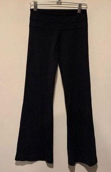 Lululemon Groove Pants Black Size Medium GUC Lots of Life Left - $30 - From  Jolene