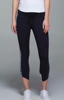 Lululemon Retreat 7/8 Leggings Navy Blue Star Crushed Silver Fox