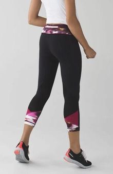 Lululemon Pace Rival Crop Black Pigment Wind Berry Rumble Multi never worn  with drawcord Size 2 - $78 - From Ashley