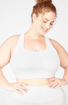 Fabletics Boost Medium Impact Sports Bra Size 3x White - $20 (66