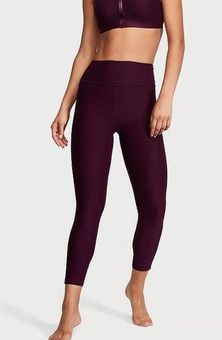 Victoria's Secret New Core Essential Pocket Leggings short Size M - $30 New  With Tags - From Yulianasuleidy