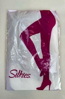 Silkies Women's 3 Pack Ultra Knee HI's Nude Regular Size Knee High Socks  NEW - $7 New With Tags - From LetsShop