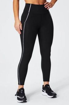 Oasis PureLuxe High-Waisted 7/8 Legging  Perfect leggings, Outfits with  leggings, Fabletics