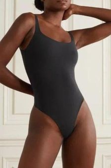 SKIMS Fits Everybody Square Neck Sleeveless Bodysuit in Onyx Black Size  X-Small - $40 - From Dina