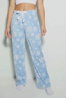 Rue 21 Blue Snowflake Pajama Pants Size 