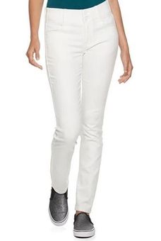 Apt. 9 NWT Mid Rise Tummy Control White Straight Leg Jeans Size 8 - $28 New  With Tags - From Mallory