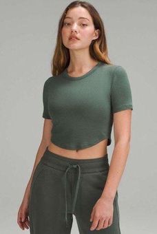 Lululemon Hold Tight Cropped T-Shirt Dark Forest Size 6 - $41