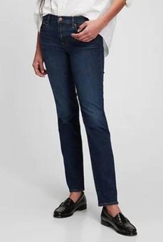 Mid Rise Classic Straight Jeans