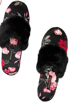 Victoria s Secret Signature Satin Slippers Size 7 23 From Luna