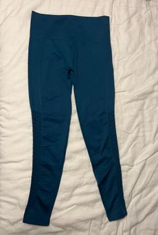 Fabletics Sync Seamless High-Waisted 7/8 Legging Blue Size XXS - $9 (84%  Off Retail) - From Emma