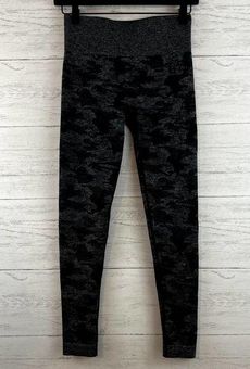 Gymshark Adapt Camo Seamless Leggings Black Pull On Women's Size