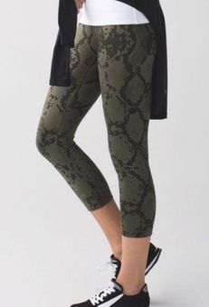 Lululemon athletica Wunder Under Crop Ziggy Snake Green leggings