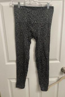 Spanx Look at Me Now Seamless Black/grey Print Women's Leggings FL3515  Large EUC - $29 - From Mollie