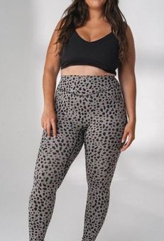 Balance Athletica Midnight Snow Leopard Leggings Gray Size XS