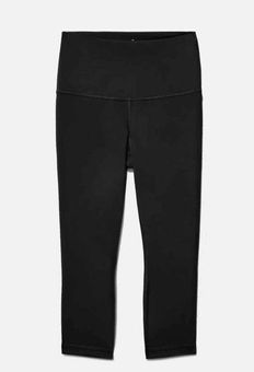 The Perform Cropped Legging
