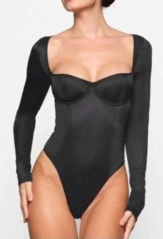 SKIMS Corset Bodysuit NWT M Black Size M - $48 (59% Off Retail) New With  Tags - From Brooke