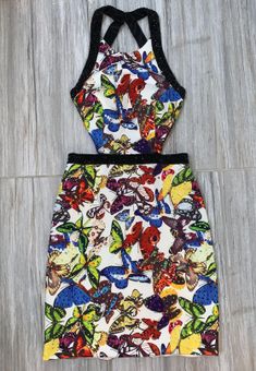 Camille La Vie Tacky Prom Butterfly Dress Multiple Size 2 25