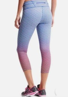 Athleta Vivid Sonar Capri Ombre Athletic Leggings XS - $28 - From Lily