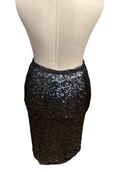 BB Dakota skirt body con black sequins pencil skirt Sz M Size M