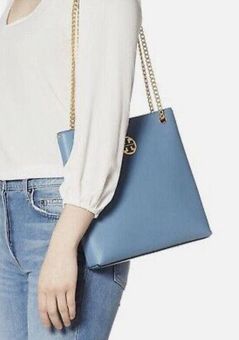 Tory burch everly shop leather swingpack