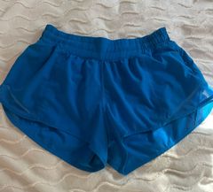 Hotty Hot Low-Rise Shorts Size 8 2.5” Color: Poolside