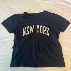 Brandy Melville New York baby tee!