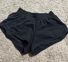 Hotty Hot Low-Rise 2.5” Shorts