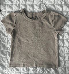 john galt (brandy melville) hailie top!