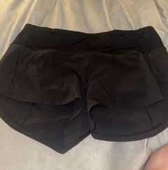 Speed Up Low-Rise Shorts 2.5”
