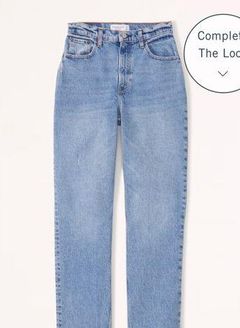 ABERCROMBIE & FITCH Curve Love 90s High Rise Jeans. Size 10/30