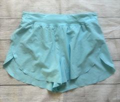 Lululemon Fast and Free Reflective High-Rise Short 3" Cyan Blue Women Size 8